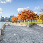 Lic 1Br W Doorman Gym Pool Wd Nr East River Nyc-942